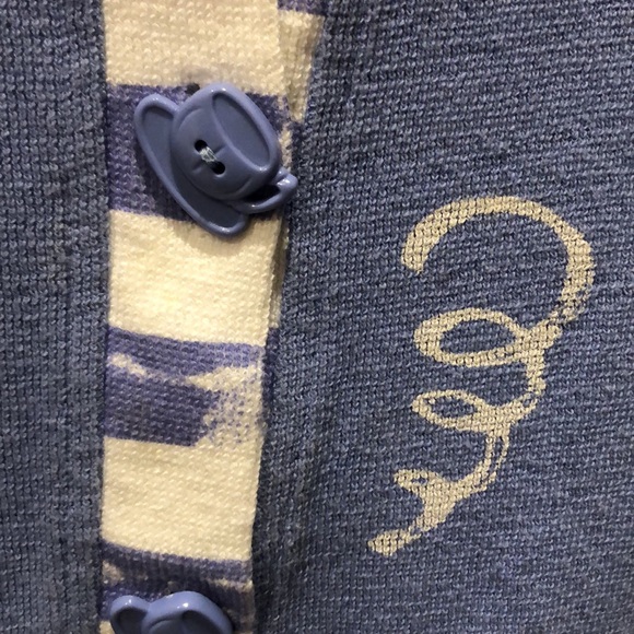 Coffe theme top/jacket. Can be worn  open Decorated w coffee cups. - Picture 6 of 7